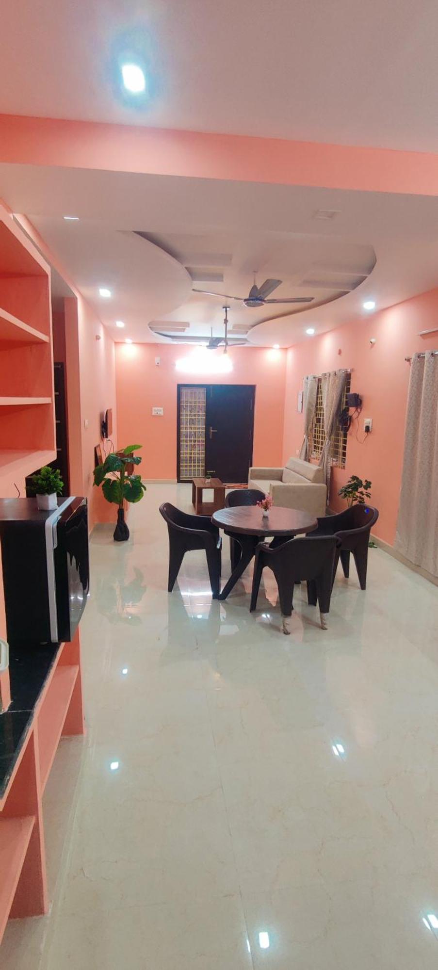 Ruhithahomestay- Ac Rooms-Free Wifi- Android Tv - Near To Alipiri- Door Service 蒂鲁帕蒂 外观 照片